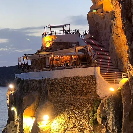 El Minorq'in * Cala En Porter (Menorca)